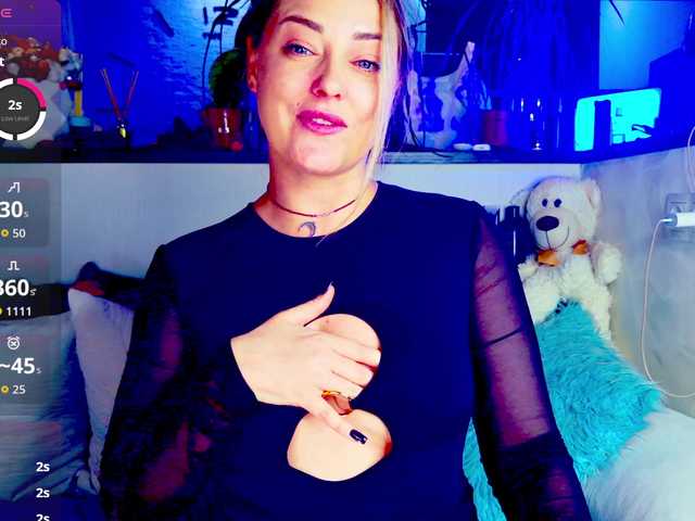 -JuliaSpace-'s BongaCams show and profile