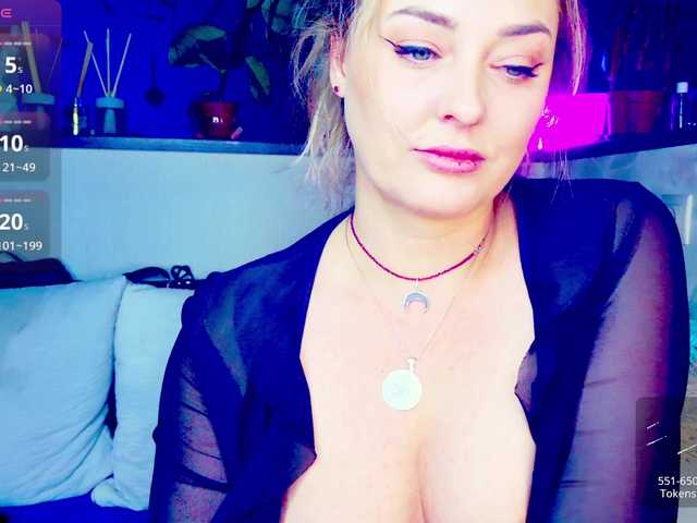 -juliaspace- cam belle