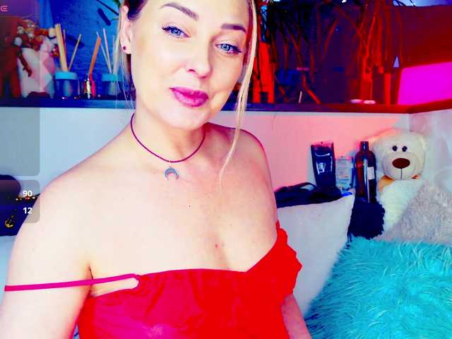 -juliaspace- live sex show