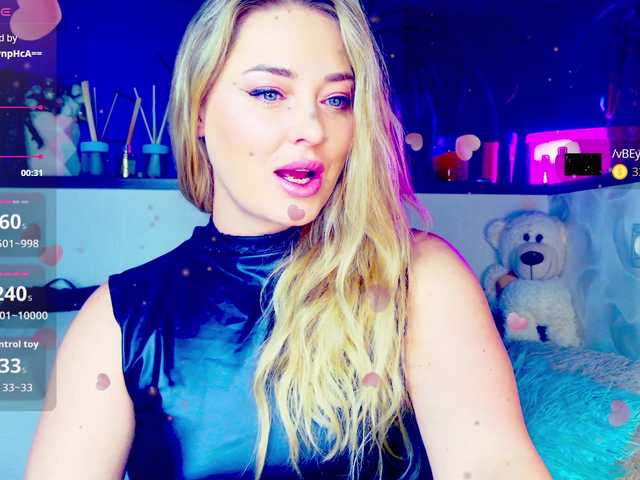 -JuliaSpace-'s BongaCams show and profile