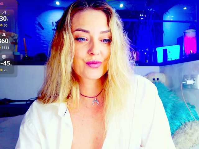 -JuliaSpace-'s BongaCams show and profile