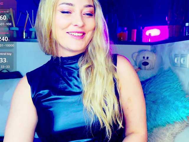 -JuliaSpace-'s BongaCams show and profile