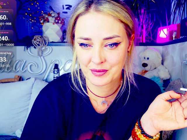 -juliaspace- cam belle