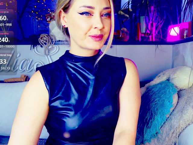 -juliaspace- cam belle