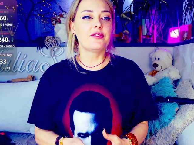 -juliaspace- cam belle