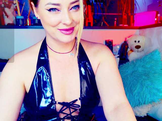 -JuliaSpace- live cam