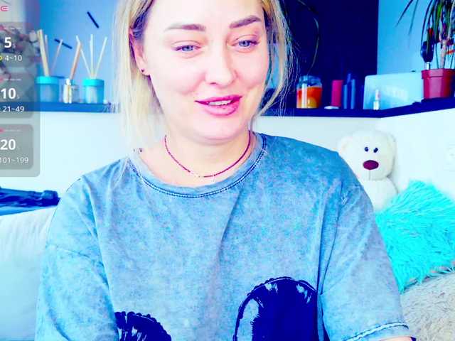 -JuliaSpace-'s BongaCams show and profile