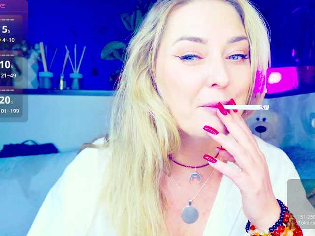 -juliaspace- cam belle