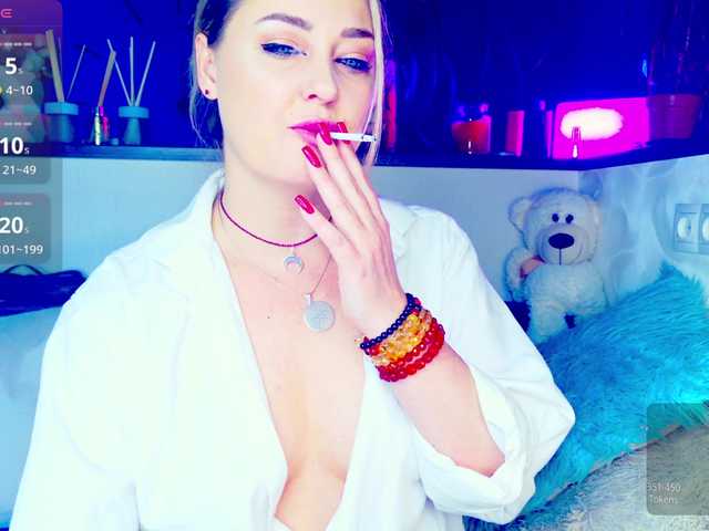 -JuliaSpace-'s BongaCams show and profile