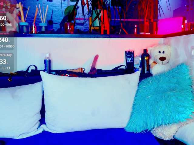 -JuliaSpace-'s BongaCams show and profile