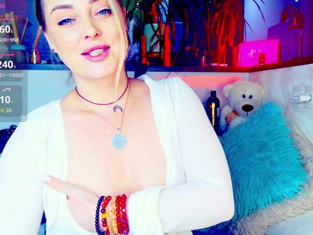 -JuliaSpace-'s BongaCams show and profile