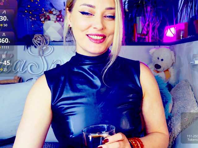 -juliaspace- cam belle