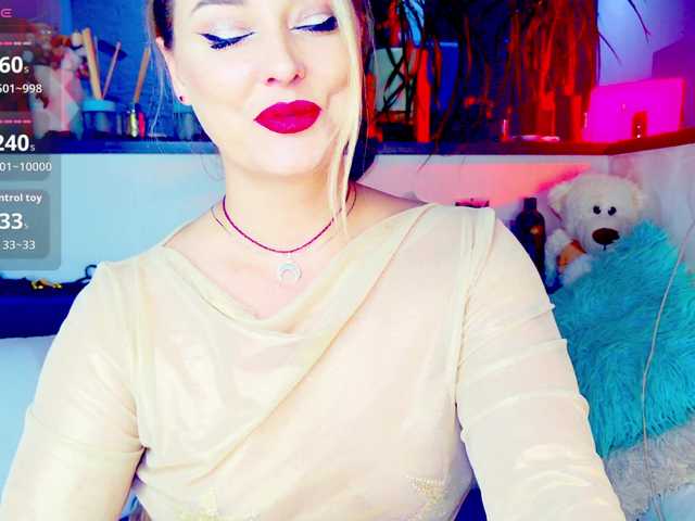 -JuliaSpace-'s BongaCams show and profile