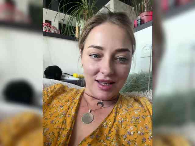 _JuliaSpace_ webcam