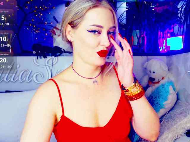 -JuliaSpace- Live Webcam on BongaCams
