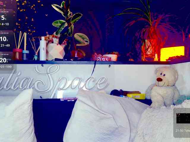 xxx chat -JuliaSpace-