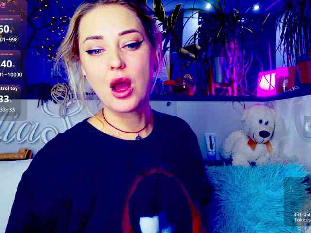 -JuliaSpace- -JuliaSpace-