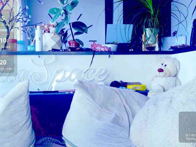 -JuliaSpace- Live Webcam on BongaCams