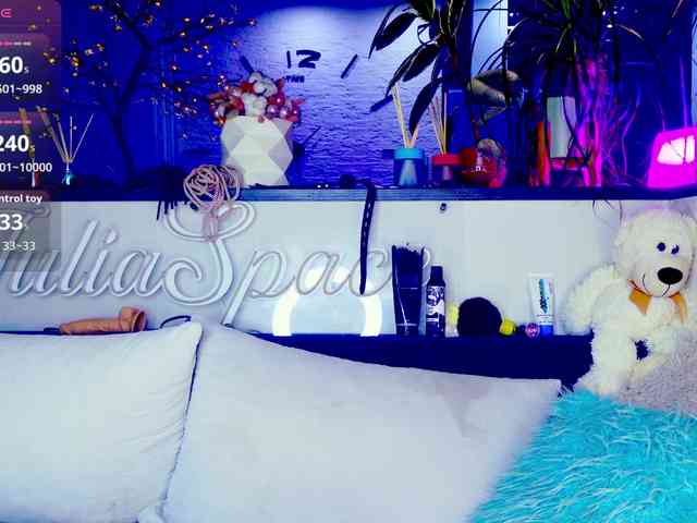 -JuliaSpace- -JuliaSpace-