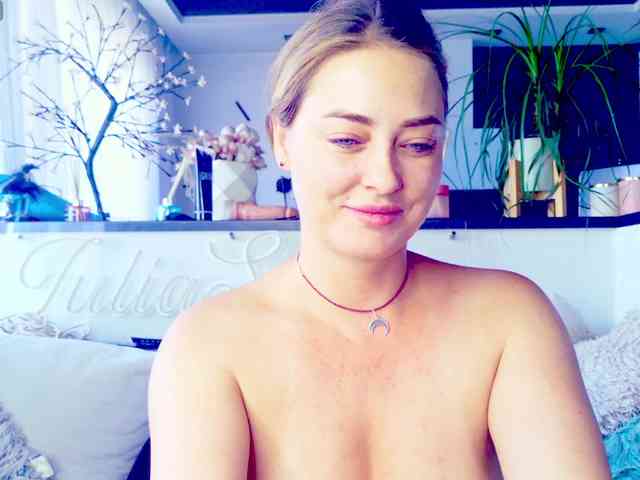 _JuliaSpace_ webcam