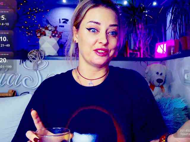 -JuliaSpace- -JuliaSpace-