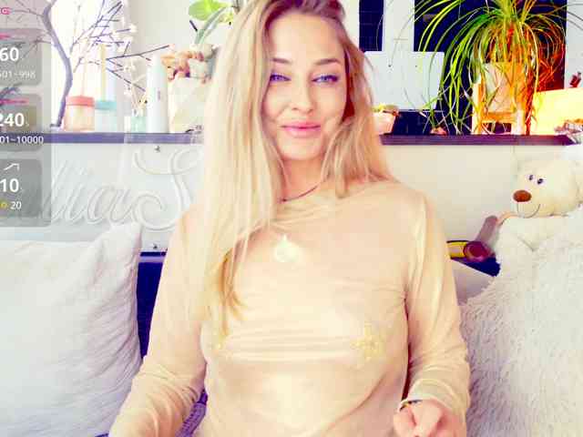 -JuliaSpace- Live Webcam on BongaCams
