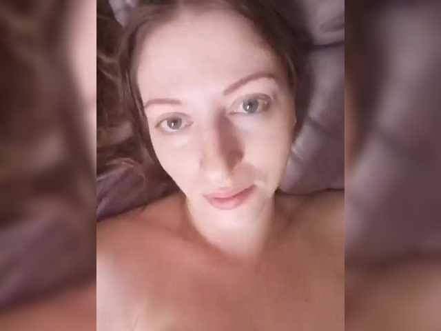 Viktoria-play's BongaCams show and profile