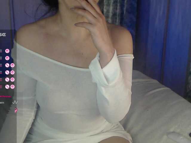 Aniiina's BongaCams show and profile