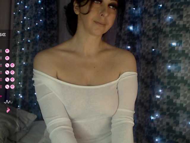 Aniiina's BongaCams show and profile