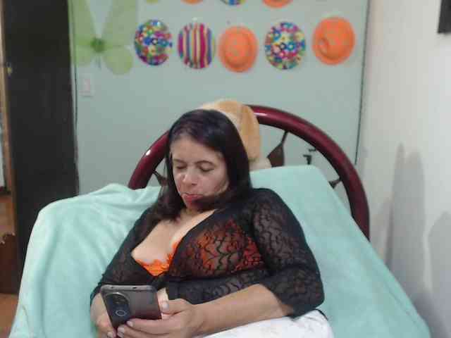 sexititshot12 webcam