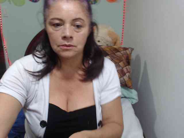 sexititshot12 Live Webcam on BongaCams