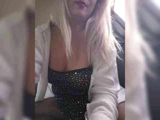 MurkaLux's webcam live show
