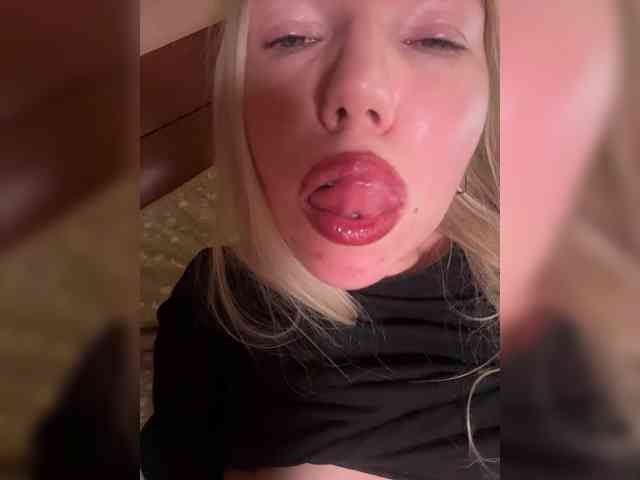 HannaMo Live Webcam on BongaCams