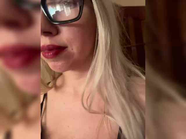 hidden sex webcam HannaMo