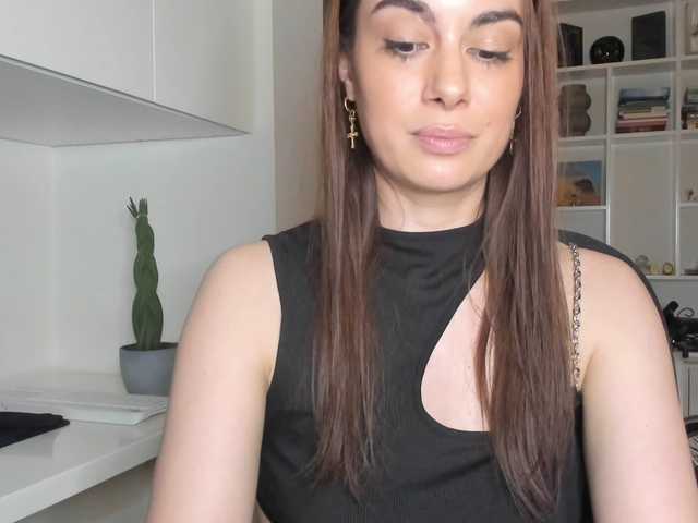 bubble-gum122's BongaCams show and profile