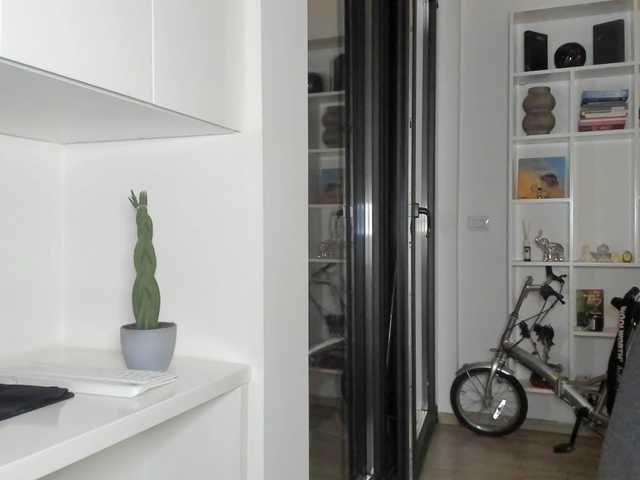 bubble-gum122's BongaCams show and profile