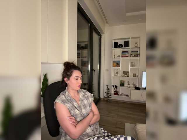 bubble-gum122's BongaCams show and profile