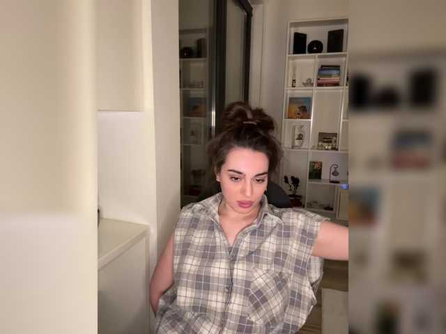 bubble-gum122's BongaCams show and profile