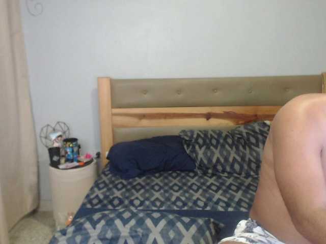 couplesexxx28's BongaCams show and profile