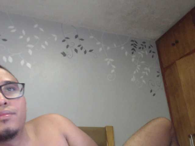 couplesexxx28's BongaCams show and profile