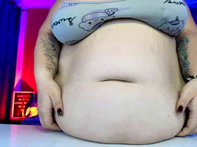 lulubigtitts webcam
