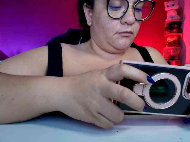 lulubigtitts webcam