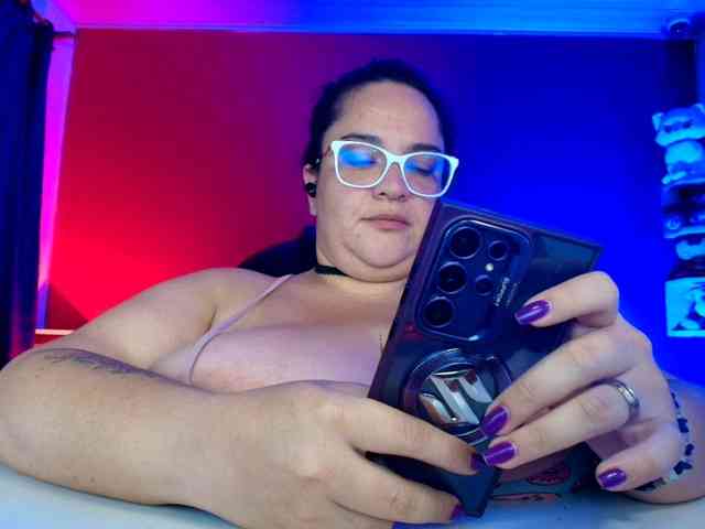 lulubigtitts webcam