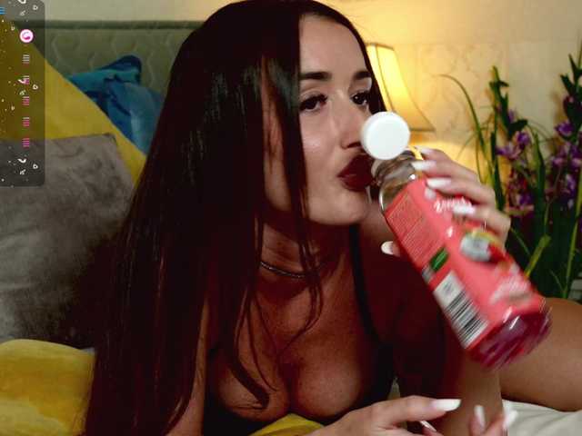 OutrageousOne's BongaCams show and profile