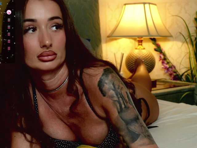 OutrageousOne's BongaCams show and profile