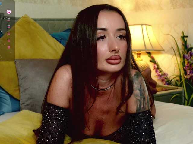 OutrageousOne's BongaCams show and profile