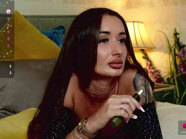 OutrageousOne webcam