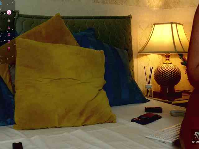 OutrageousOne webcam