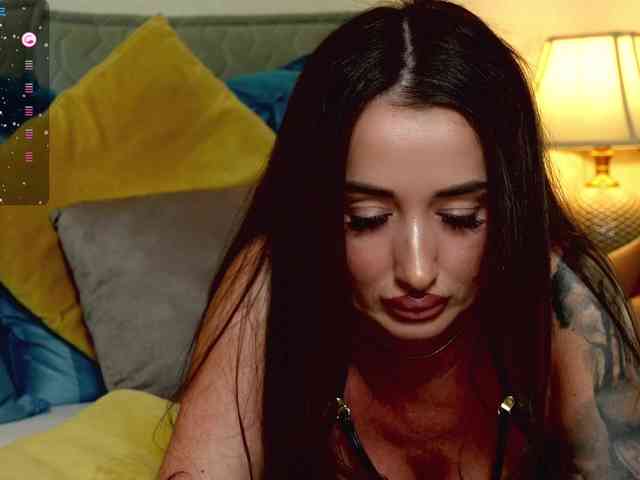 OutrageousOne webcam