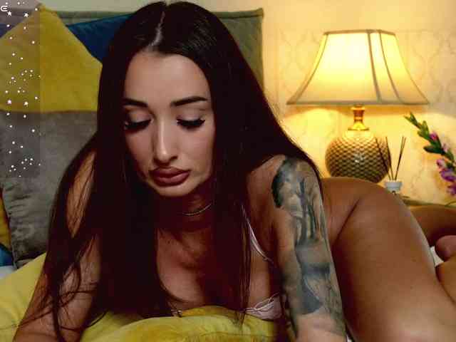 OutrageousOne webcam
